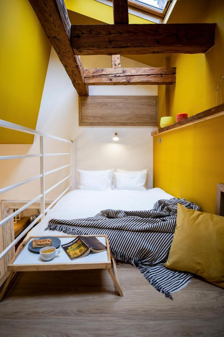Yellow Apartment Cluj Napoca Bagian luar foto